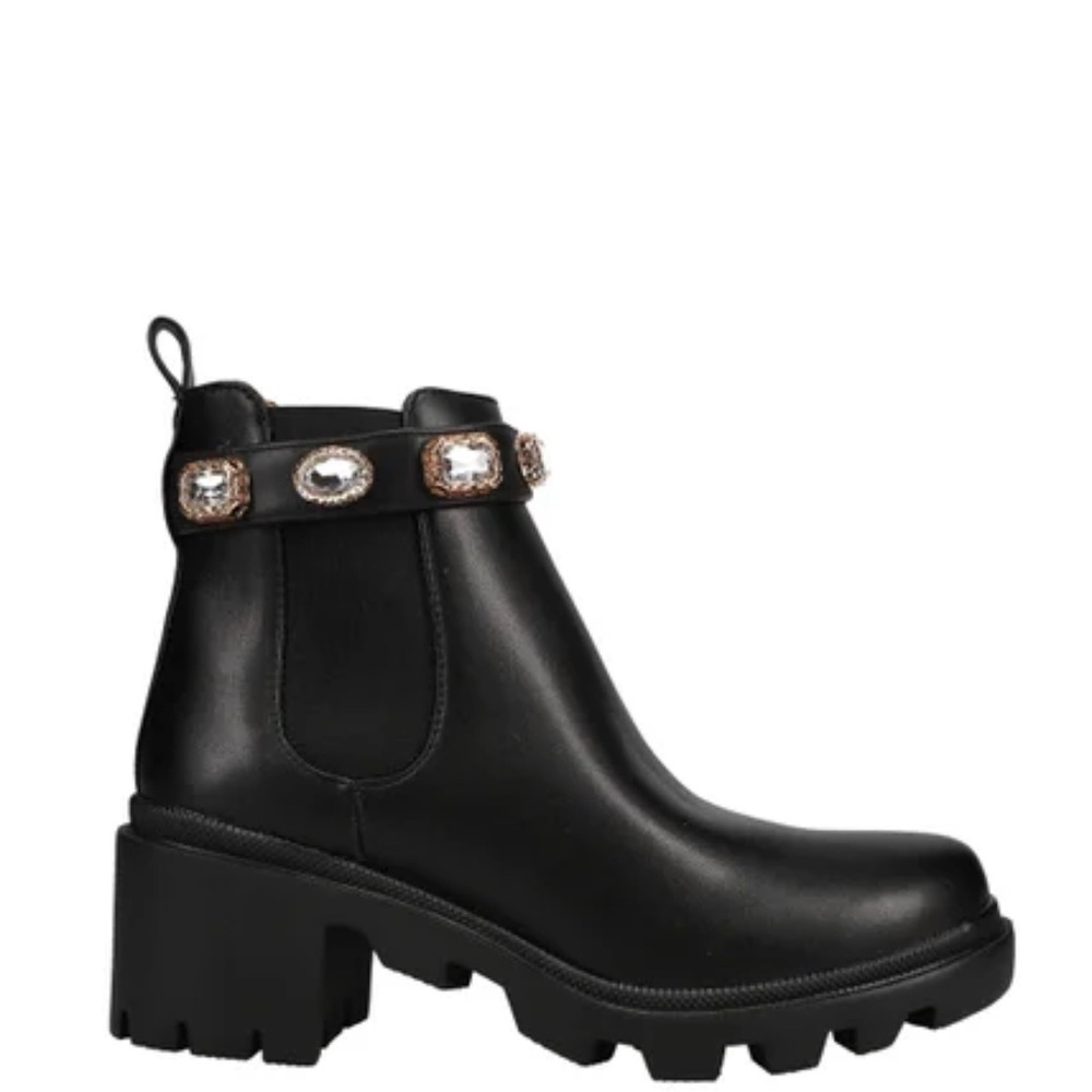 Steve Madden chunky rhinestone bootie size 10. Gently worn.